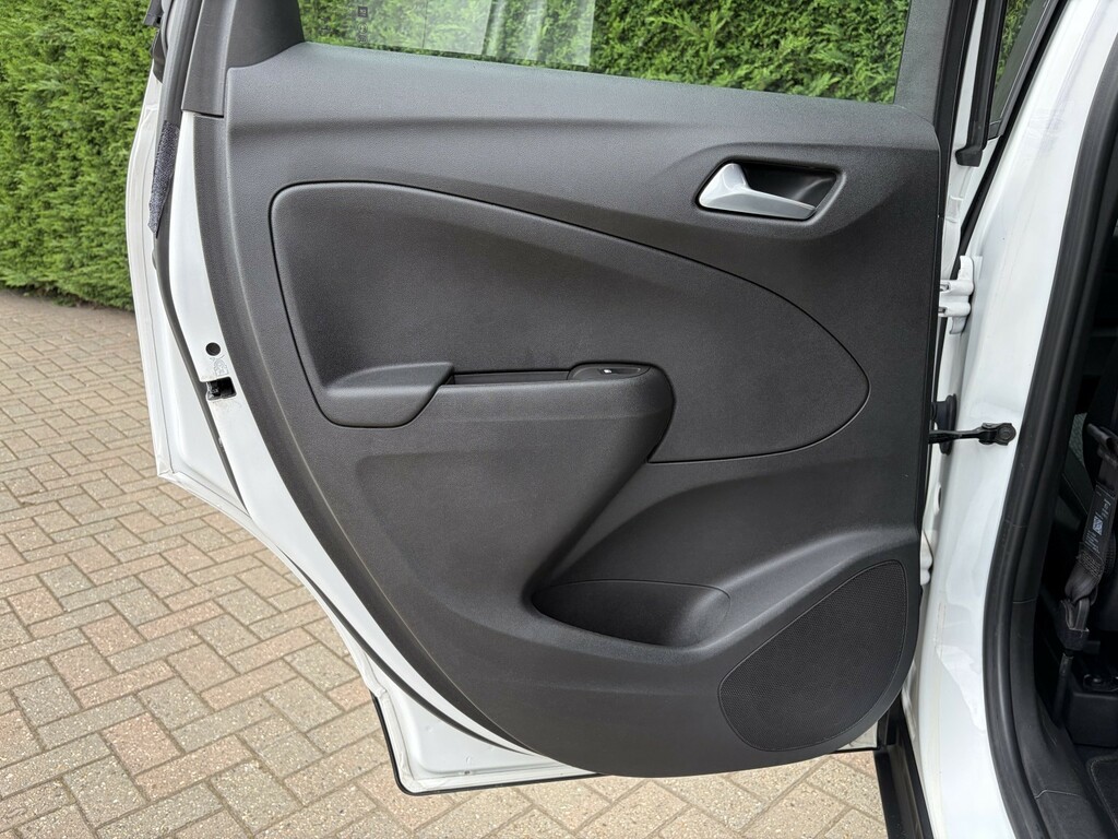 Vauxhall Crossland X Se Red #35