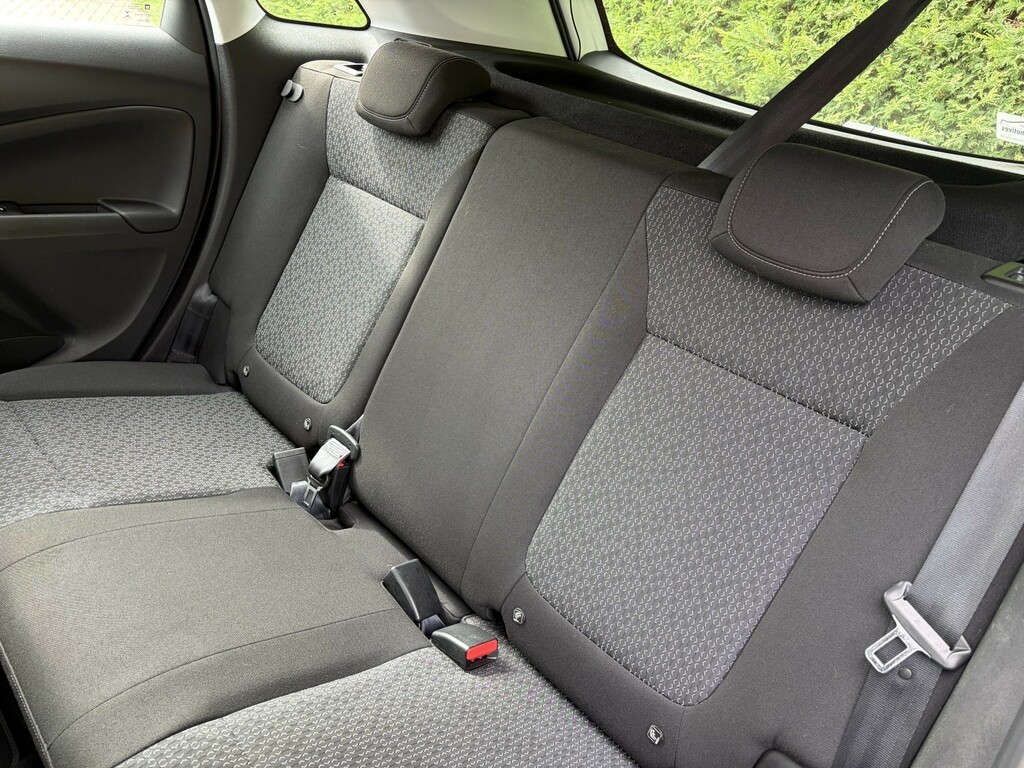Vauxhall Crossland X Se Red #24