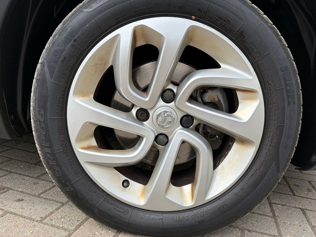 Vauxhall Crossland X Se Red #38