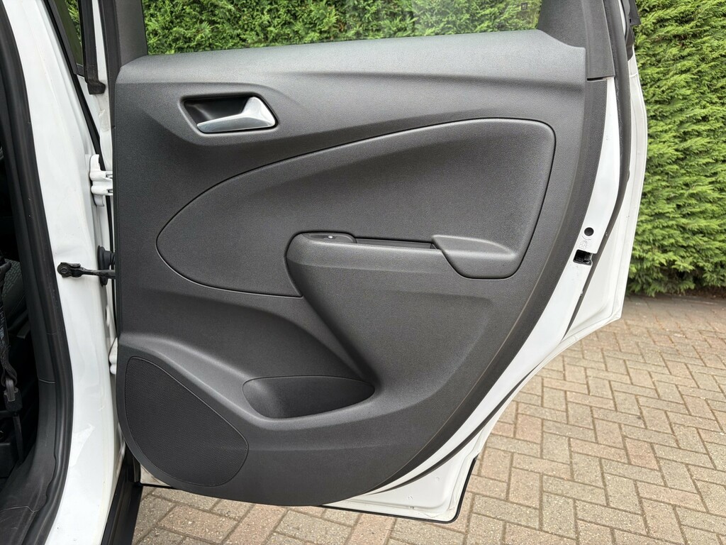 Vauxhall Crossland X Se Red #34