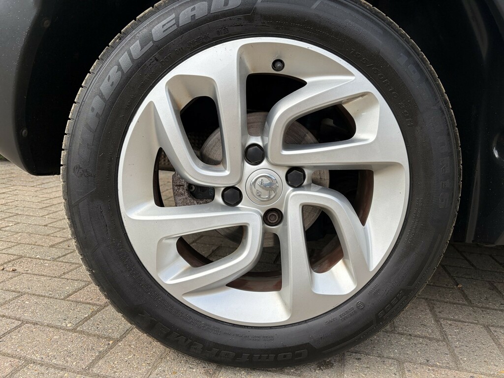 Vauxhall Crossland X Se Red #37