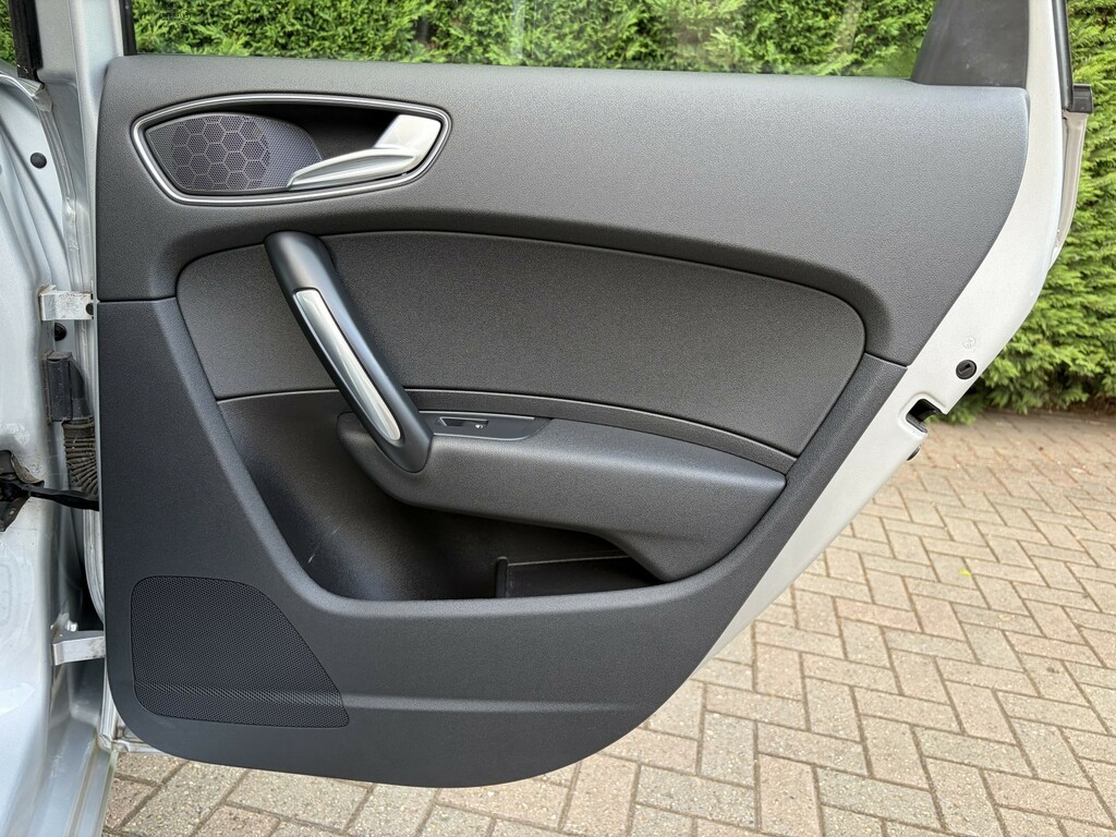 Audi A1 Sportback Tfsi Sport Black #34