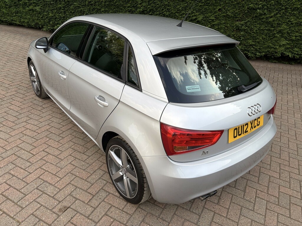 Audi A1 Sportback Tfsi Sport Black #10