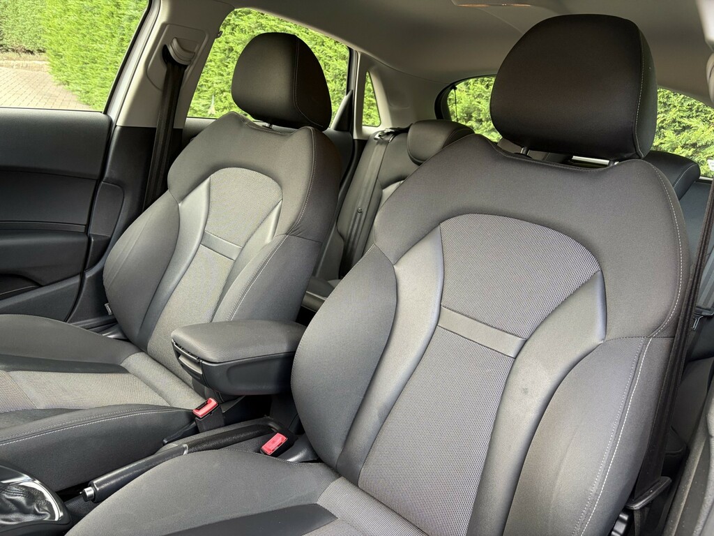 Audi A1 Sportback Tfsi Sport Black #21