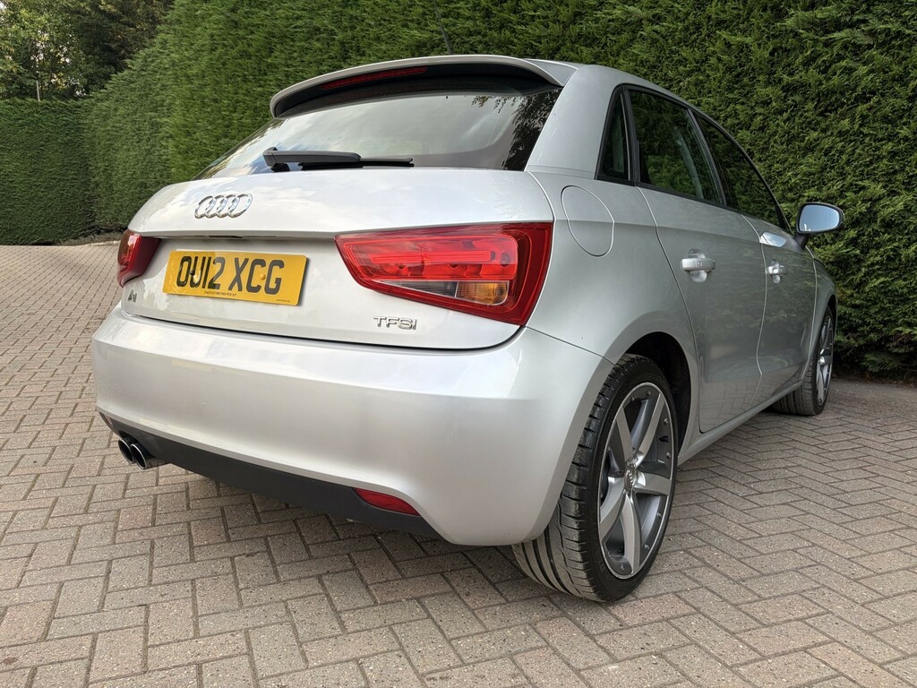 Audi A1 Sportback Tfsi Sport Black #13