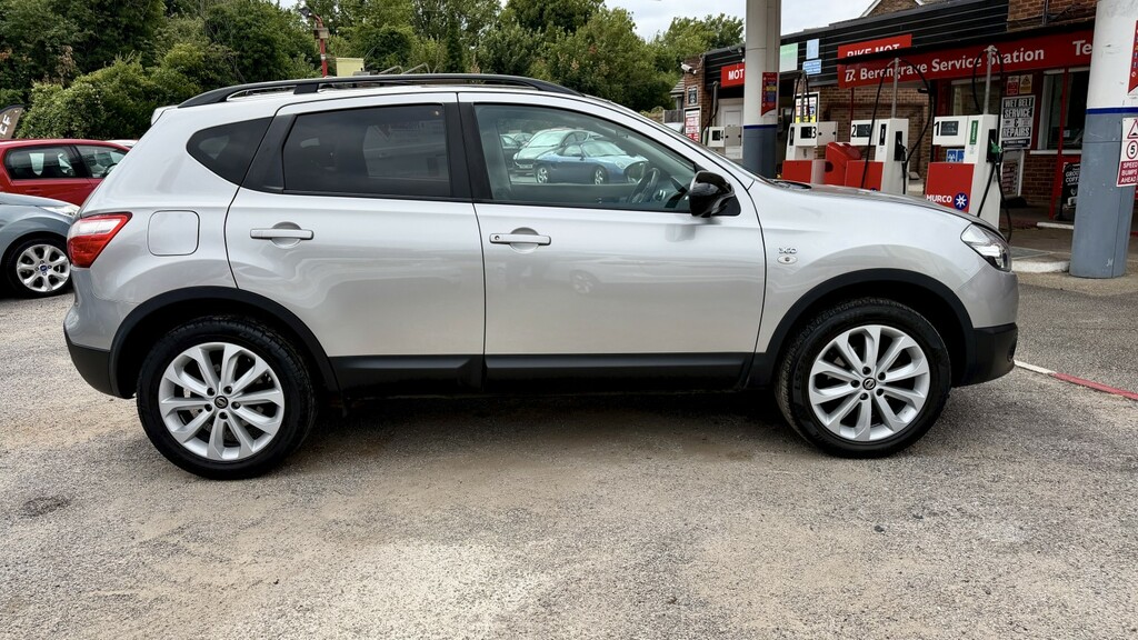 Nissan Qashqai 1.6 360 Hatchback 2013 Silver #4