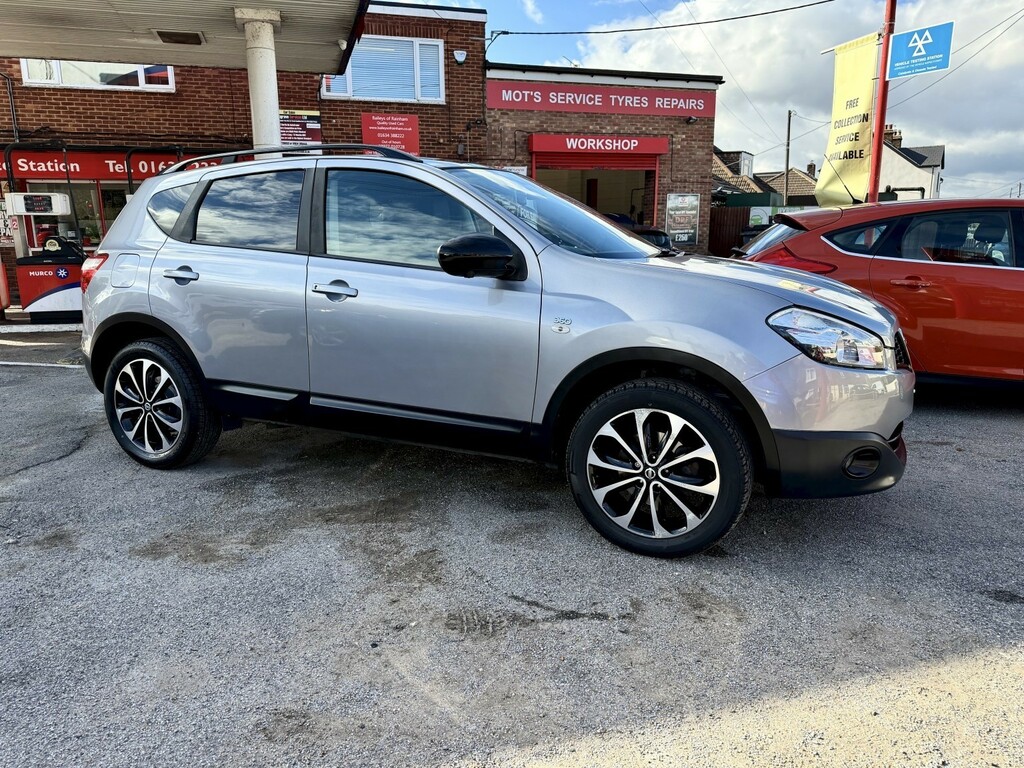 Nissan Qashqai 1.6 360 Hatchback 2013 Silver