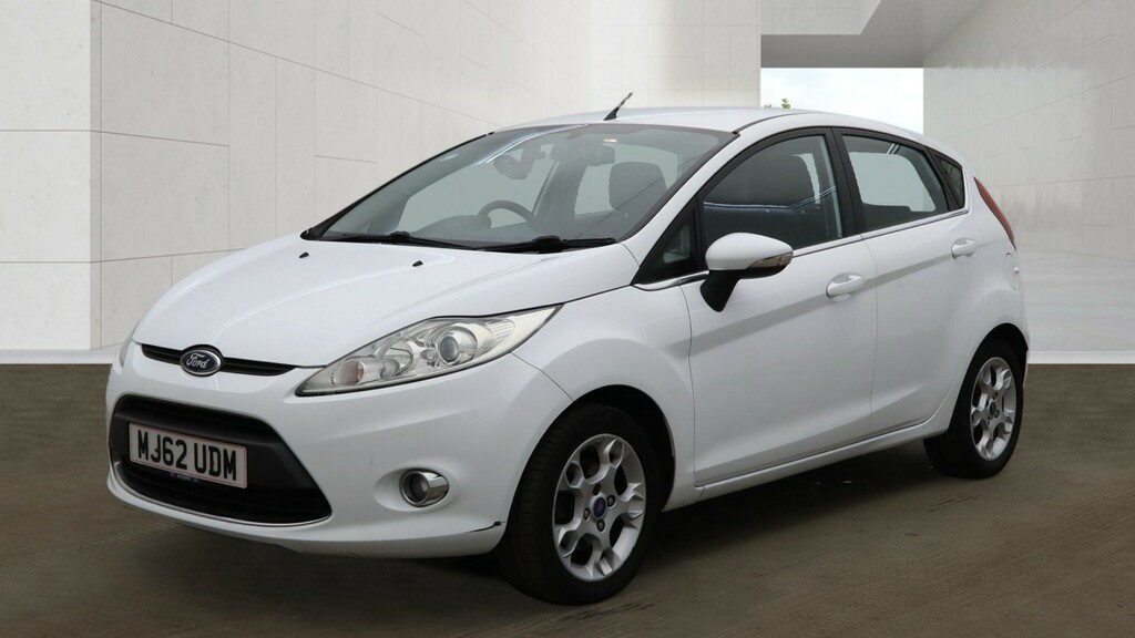 Ford Fiesta 1.2 Zetec 2012 White #3