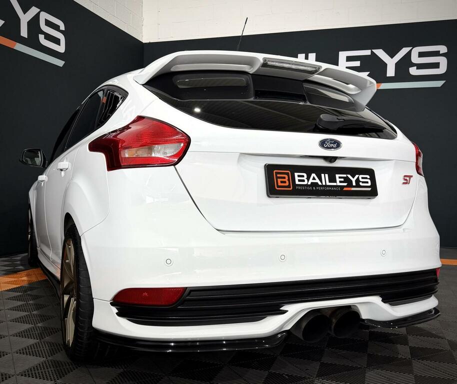 Ford Focus 2.0T Ecoboost St-3 Euro 6 Ss 201565 AF65XCZ White #4