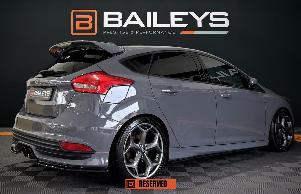 Ford Focus 2.0T Ecoboost St-3 Euro 6 Ss 201565 Grey