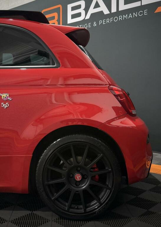 Abarth 595 1.4 T-jet 180 Competizione Black #20