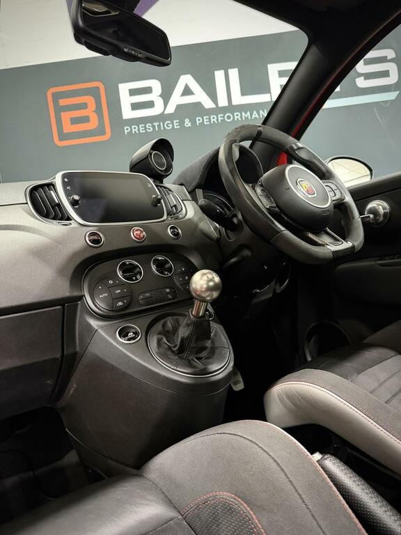 Abarth 595 1.4 T-jet 180 Competizione Black #26