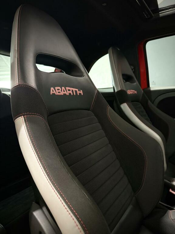 Abarth 595 1.4 T-jet 180 Competizione Black #33