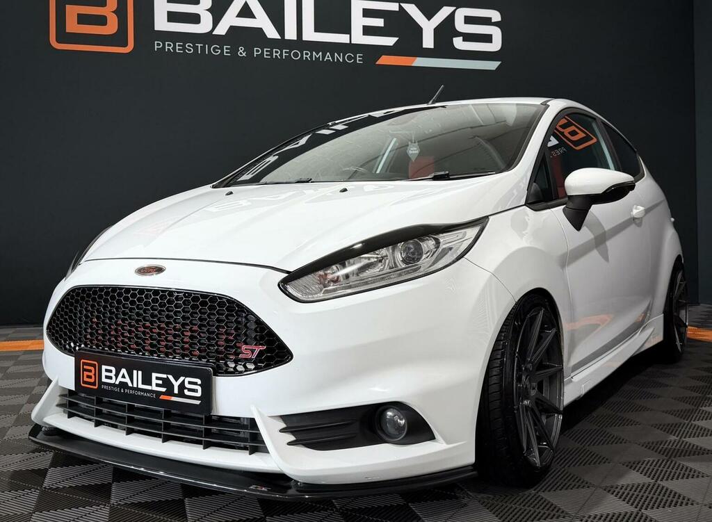 Ford Fiesta 1.6T Ecoboost St-3 Euro 6 White #3