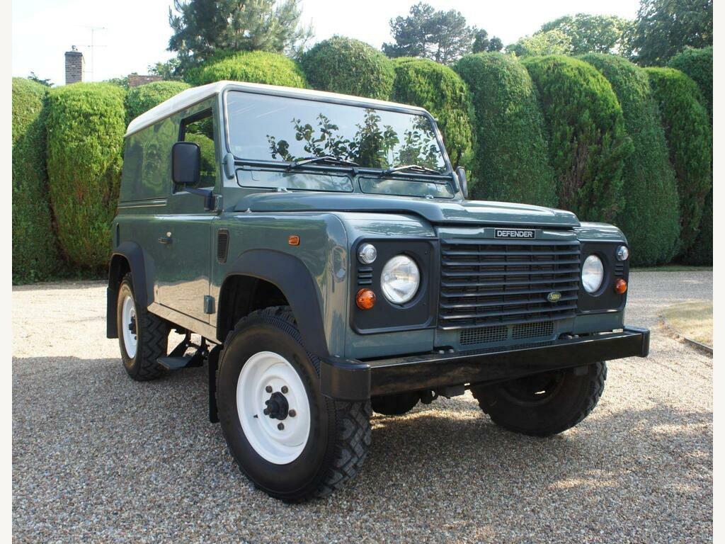 Land Rover Defender 90 Suv Green #5
