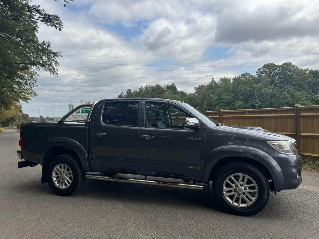 Toyota HILUX 3.0 D-4d Invincible Pickup Double Cab Grey #6