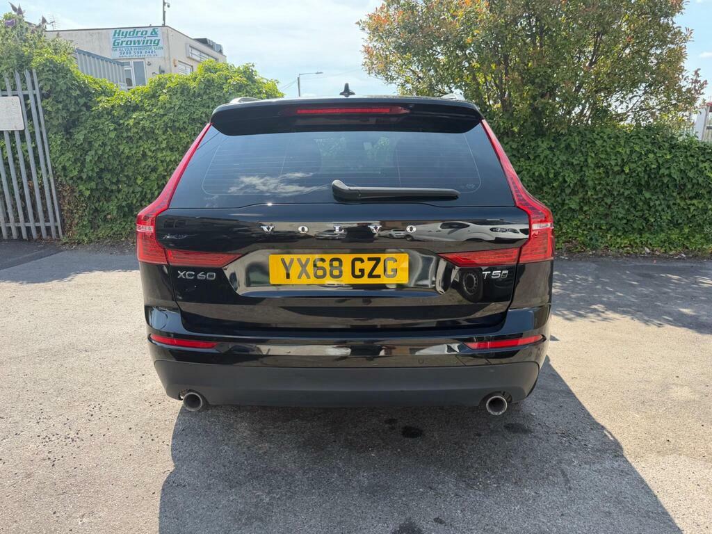 Volvo XC60 2.0 T5 Momentum Awd Euro 6 S S YX68GZG Black #4
