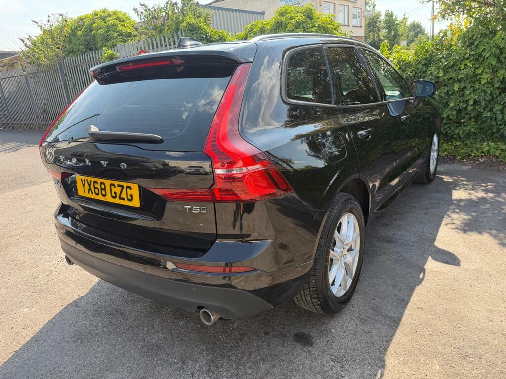 Volvo XC60 2.0 T5 Momentum Awd Euro 6 S S YX68GZG Black #5