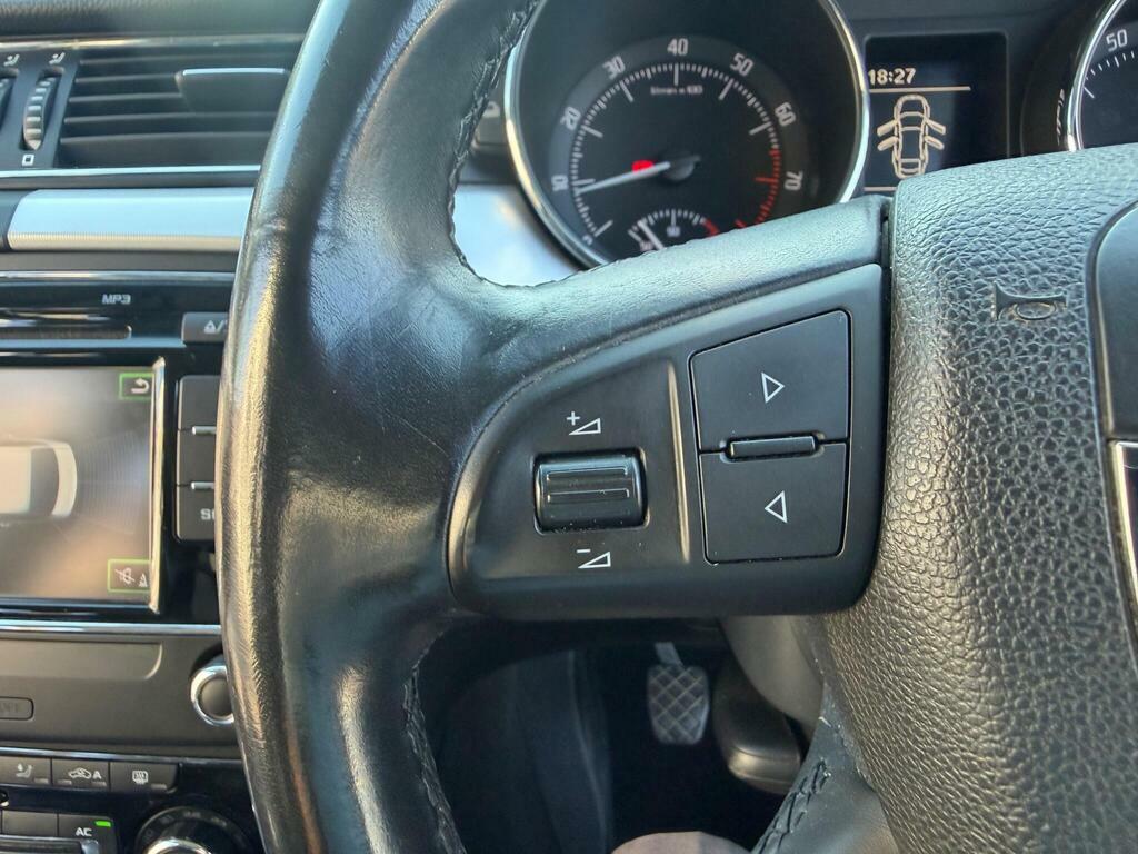 Skoda Superb Elegance Tsi Dsg Silver #10