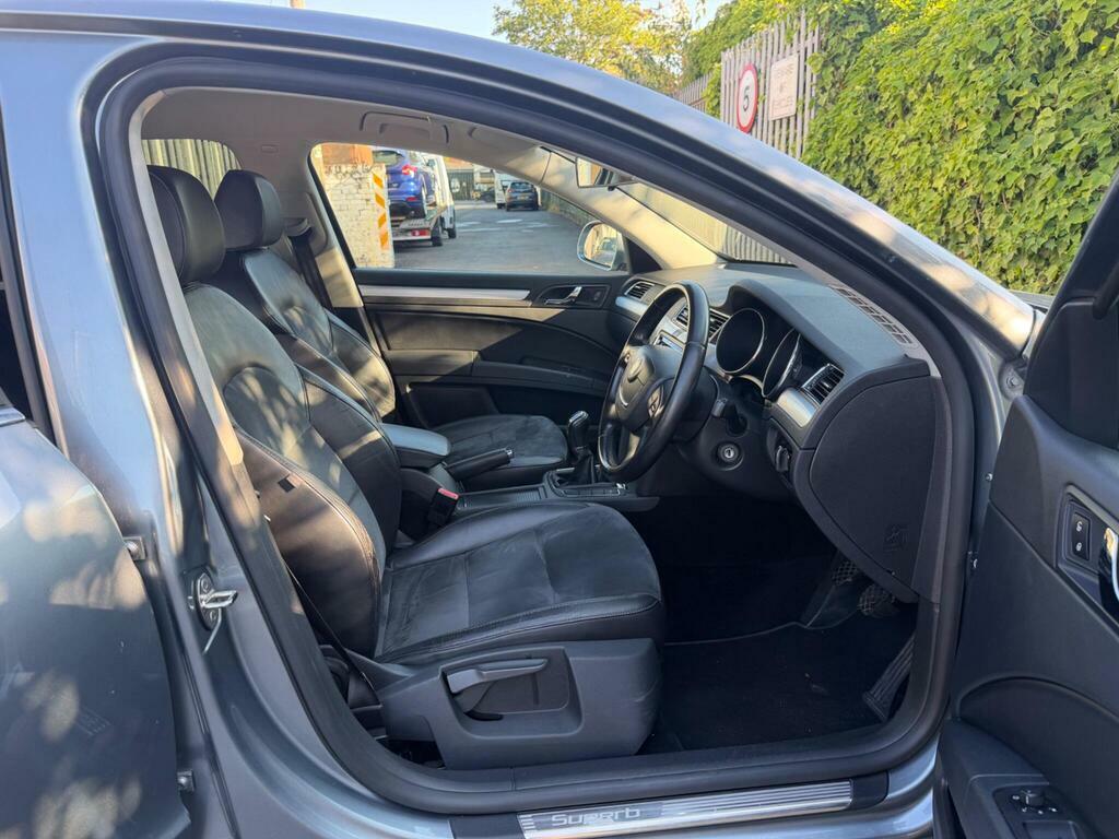 Skoda Superb Elegance Tsi Dsg Silver #26