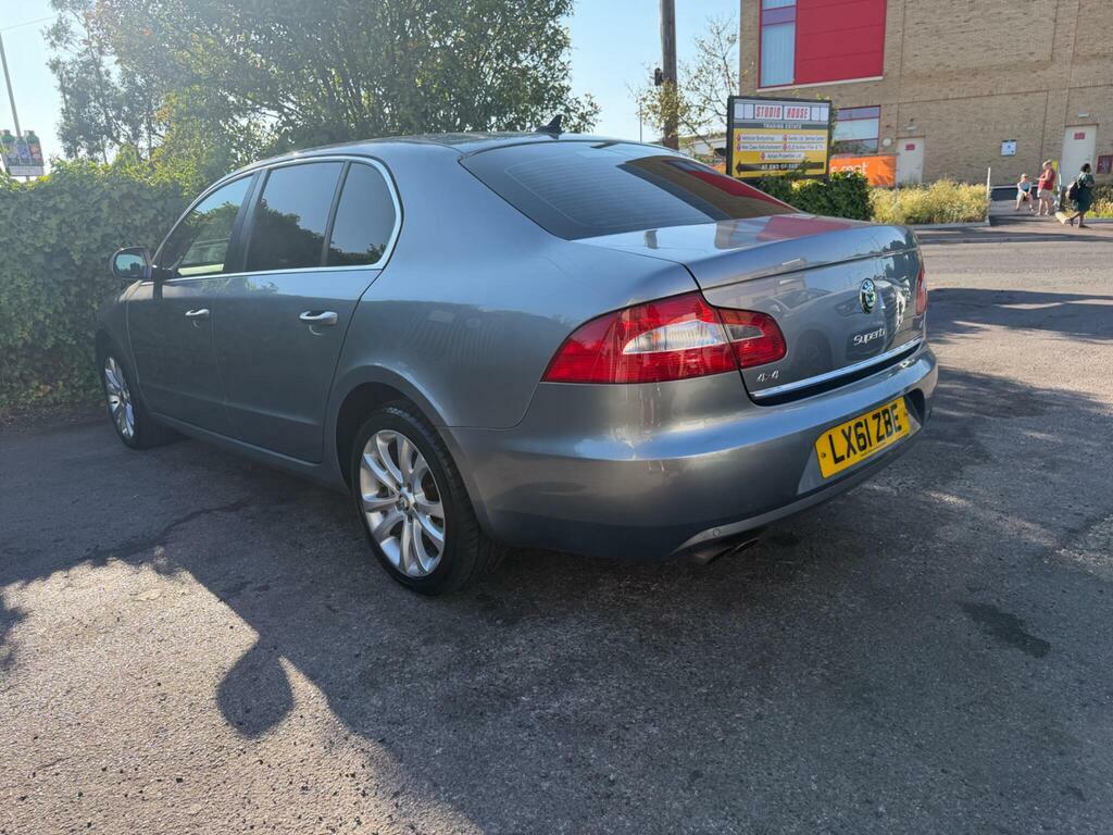 Skoda Superb 1.8 Tsi Se 4Wd Euro 5 Grey #3