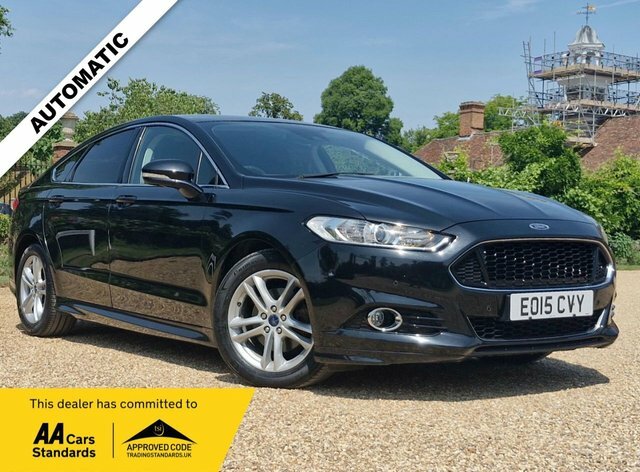 Ford Mondeo 2.0T Ecoboost Titanium Hatchback Black #2