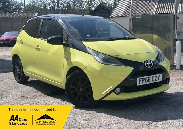 Toyota Aygo 1.0 Vvt-i X-cite 3 Yellow