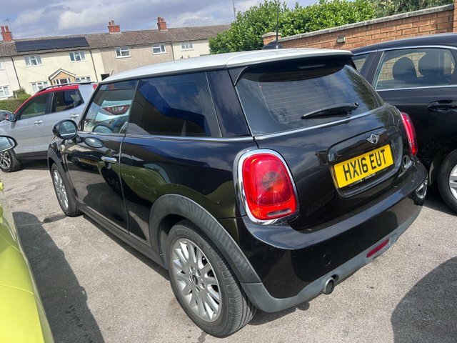 Mini Hatch 1.5 Cooper Hatchback KM16ELS Black #2