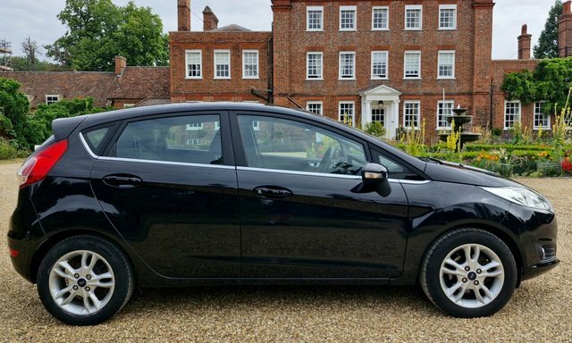 Ford Fiesta 1.25 Zetec Hatchback Black #3