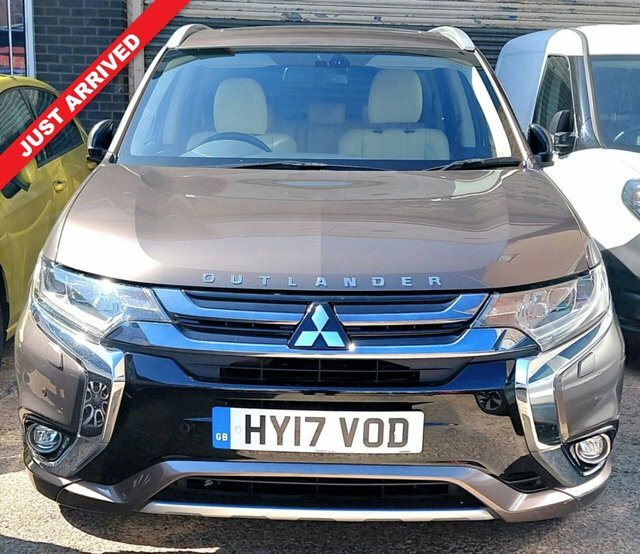 Mitsubishi Outlander 2.0H 12Kwh 5H Suv Plug-in Hybrid Cvt 4W Brown