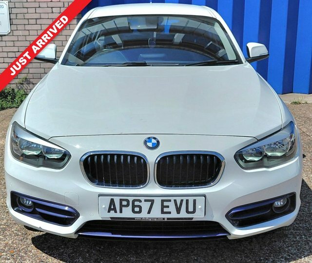 BMW 1 Series 1.5 118I Sport Hatchback White