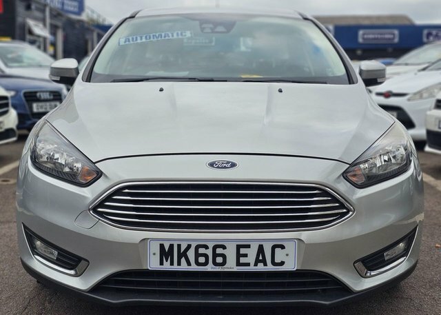 Ford Focus 1.0T Ecoboost Titanium Hatchback Pet Silver #2