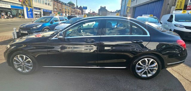 Mercedes-Benz C Class 2.0 C200 Sport Saloon 7G-tron Black #4