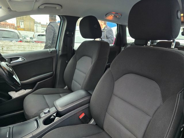 Mercedes-Benz B Class B180 Cdi Blueefficiency Sport Grey #21