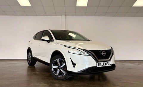 Nissan Qashqai 1.3 Qashqai N-connecta White