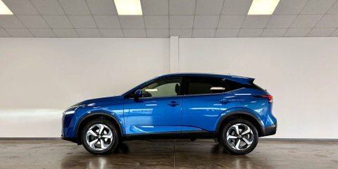 Nissan Qashqai 1.3 Qashqai N-connecta BK22OVV Blue #6