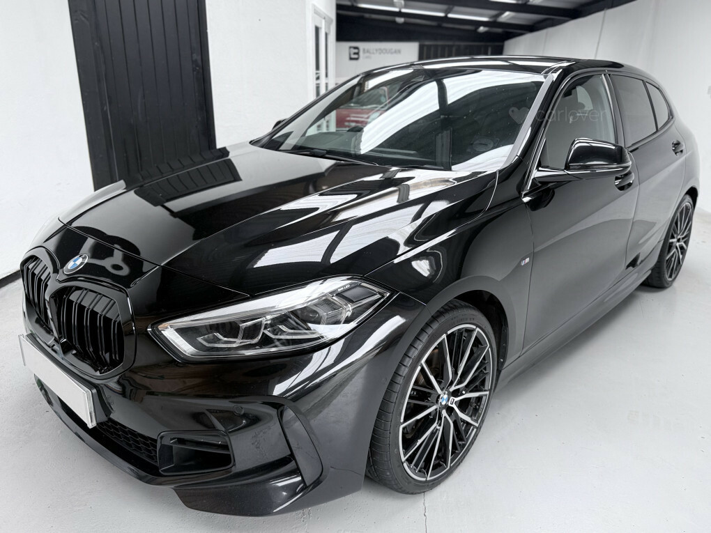 BMW 1 Series 118D M Sport Black