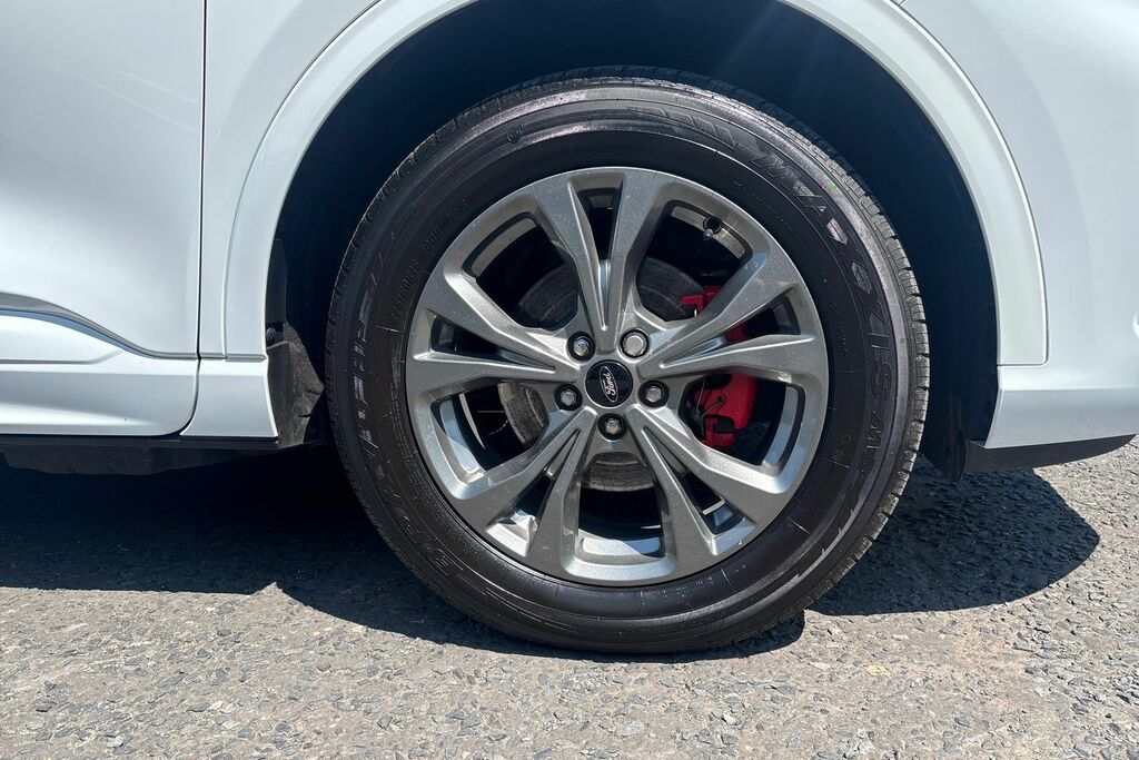 Ford Kuga 2.5 Duratec 14.4Kwh St-line Edition Plug-in DN24UJK White #6