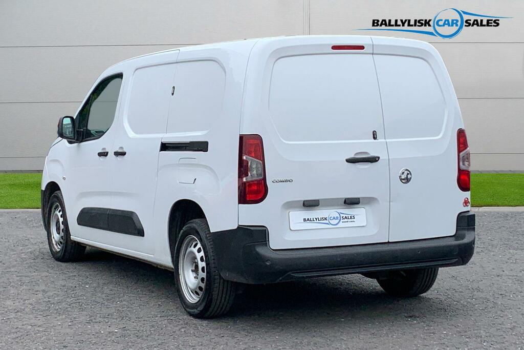 Vauxhall Combo 1.5 Turbo D 2300 Prime Panel Van L2 H1 In White Wi White #2
