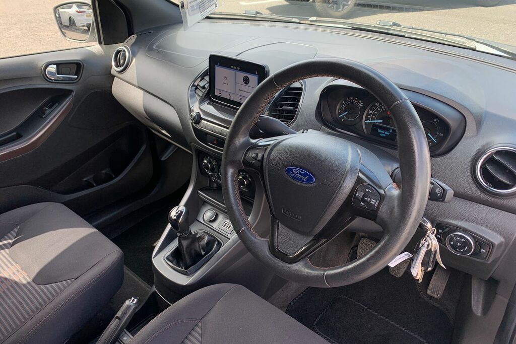 Ford KA+ 1.2 85 Zetec Black #9