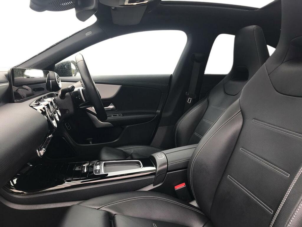 Mercedes-Benz CLA Class Cla 180 Amg Line Premium Plus Tip Grey #6