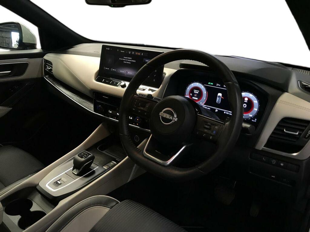 Nissan Qashqai 1.3 Dig-t Mh 158 Tekna Xtronic HSZ2084 White #3