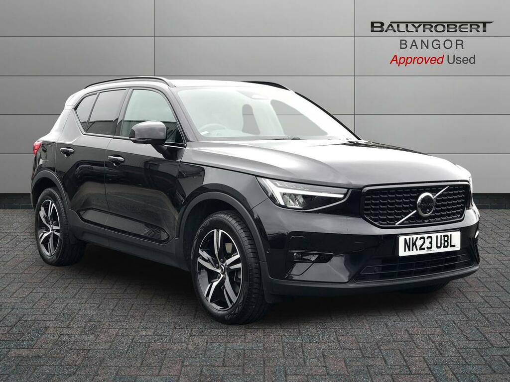 Volvo XC40 2.0 B3p Plus Dark Black