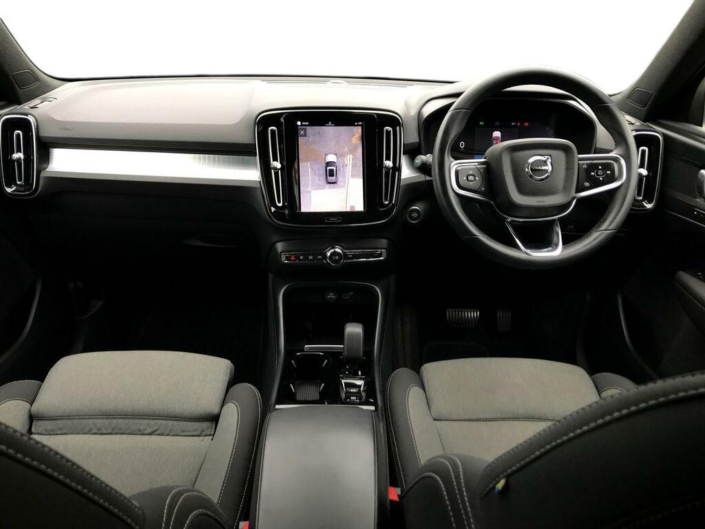 Volvo XC40 2.0 B3p Plus Dark Black #4