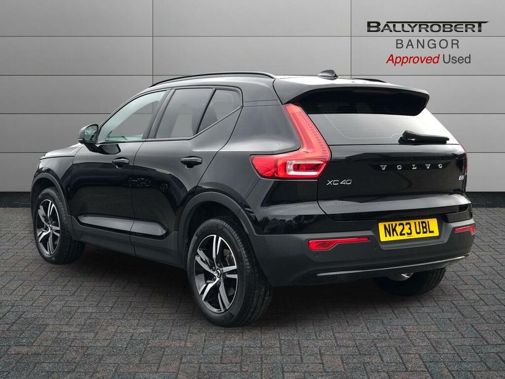 Volvo XC40 2.0 B3p Plus Dark Black #2