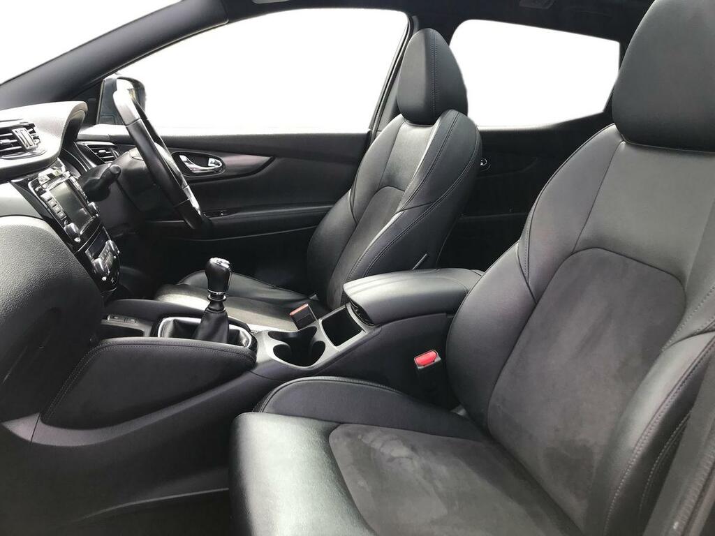 Nissan Qashqai 1.3 Dig-t 160 N-tec ESZ4177 Black #6