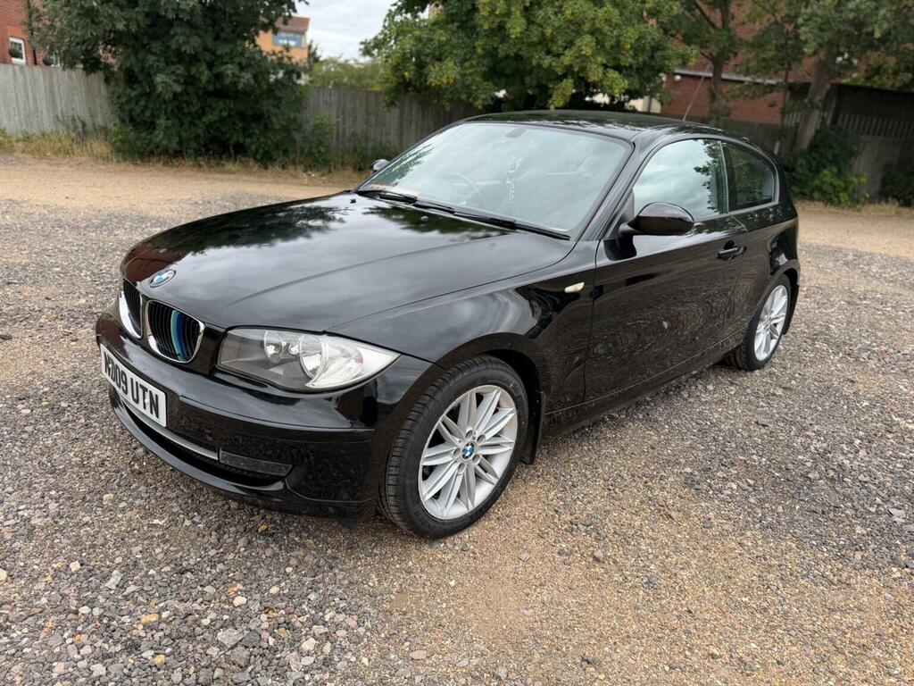 BMW 1 Series 2.0 116I Sport Steptronic Euro 4 Black #3