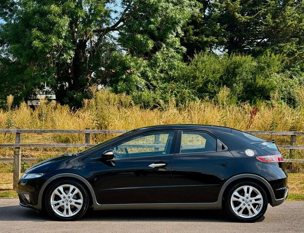 Honda Civic Hatchback 1.8 I-vtec Ex 201010 Black #5