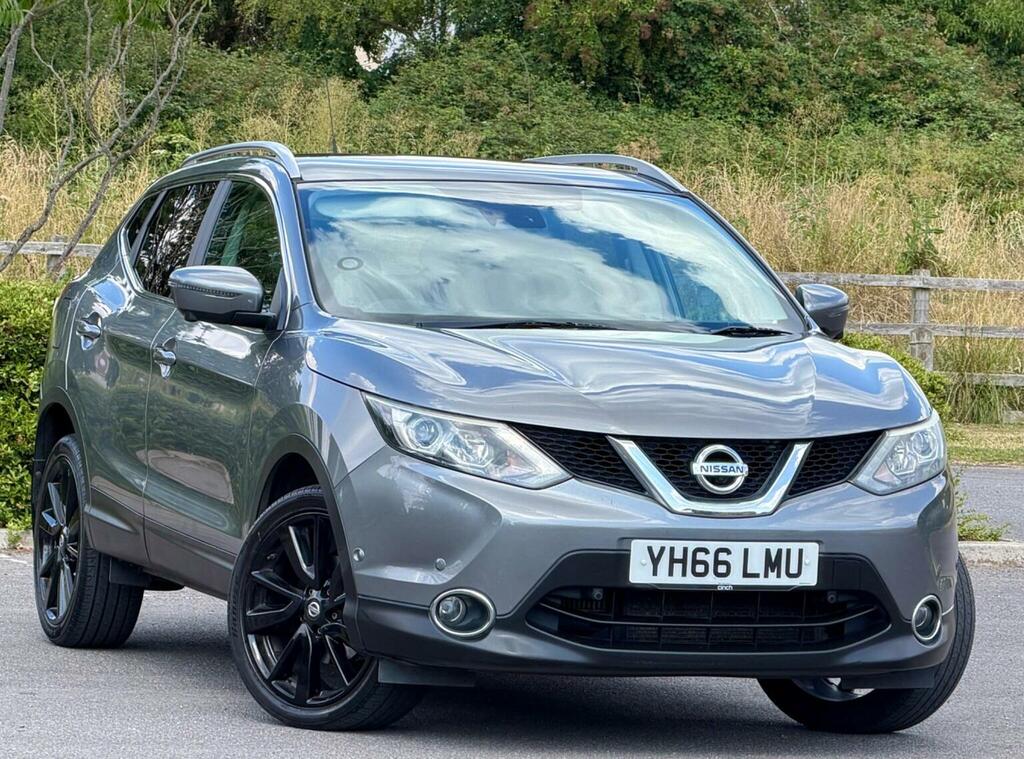 Nissan Qashqai Suv 1.2 Dig-t Tekna 2Wd Euro 6 Ss 201666 Grey