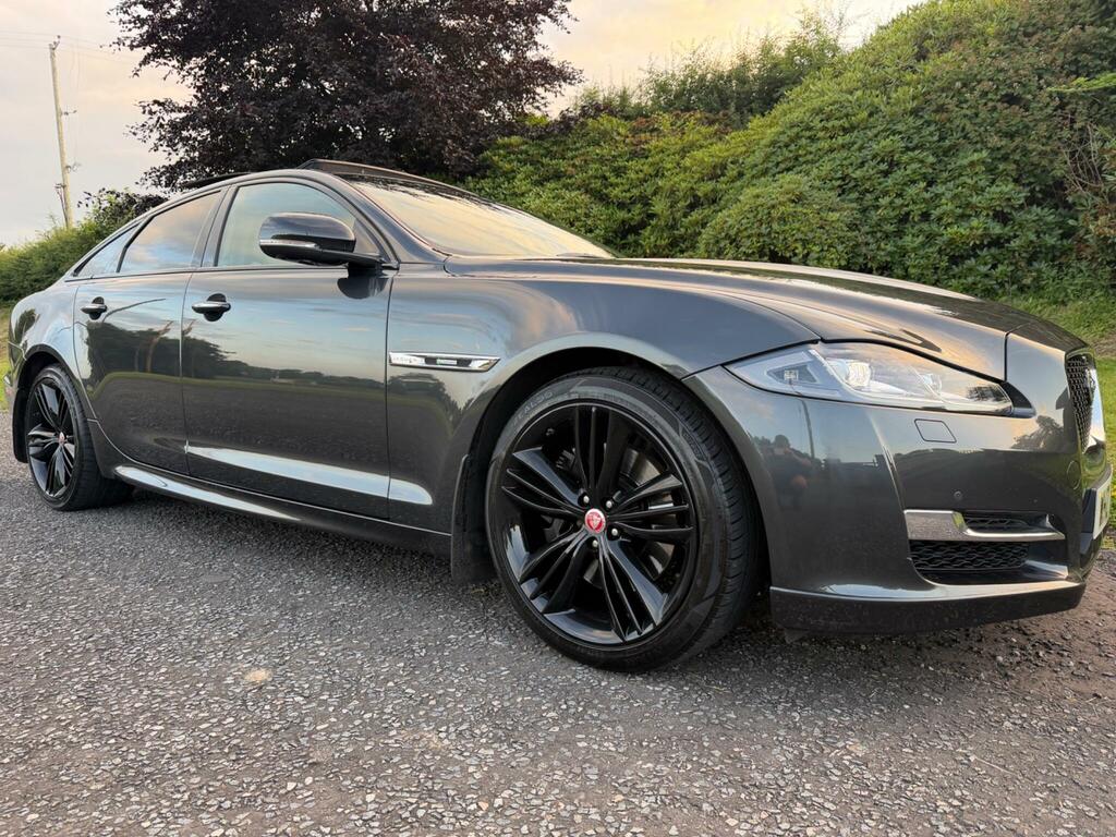 Jaguar XJ 3.0D V6 R-sport Euro 6 Ss Grey